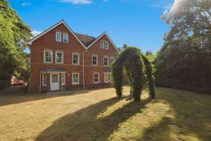 Photo 14- click for photo gallery